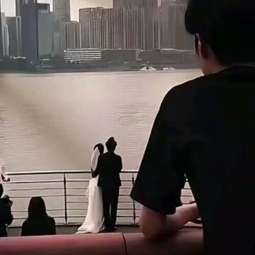 爱满头像